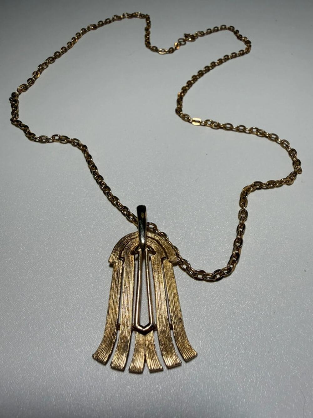 Vintage 1970s Gold Tone Art Deco Revival Modernist Pendant Necklace 23”